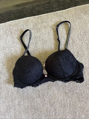 Victorias Secret Studded Strap Lace Push Up Bra
